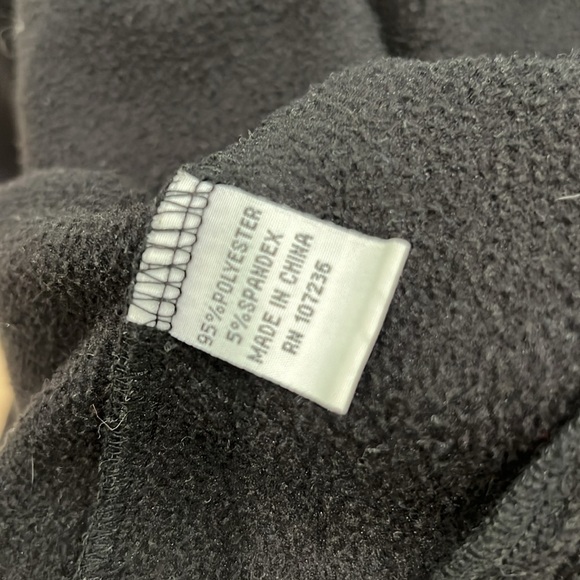 Wisconsin Badgers Fleece hooded zip up - Picture 4 of 4